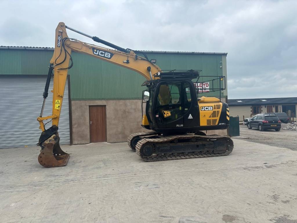 JCB JS 130 LC