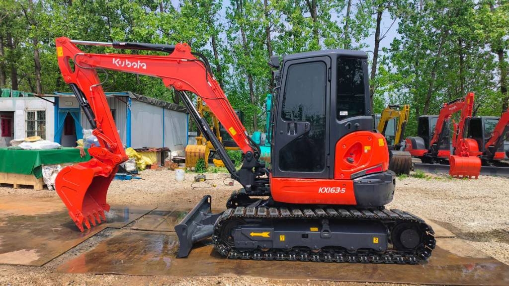 Mini-pelle Kubota KX 163-5 — occasion 2024, 513 h
