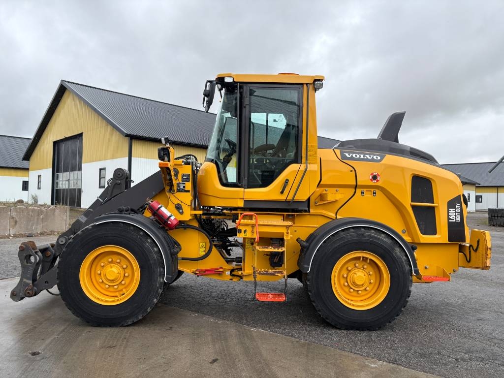 Volvo L60H lastmaskin, 9200 tim, svensksåld