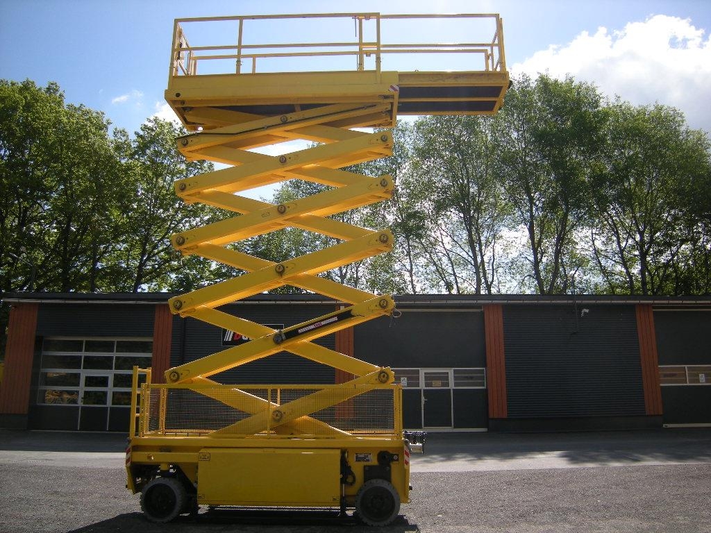 Nacelle à ciseaux Holland HL190E12 — occasion 2017, 465 h