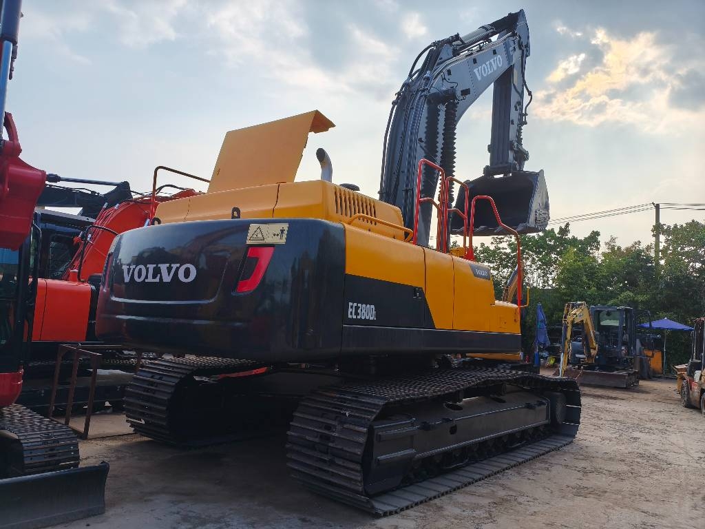 Pelle sur chenilles Volvo EC 380 D L — occasion 2019, 3 700 h