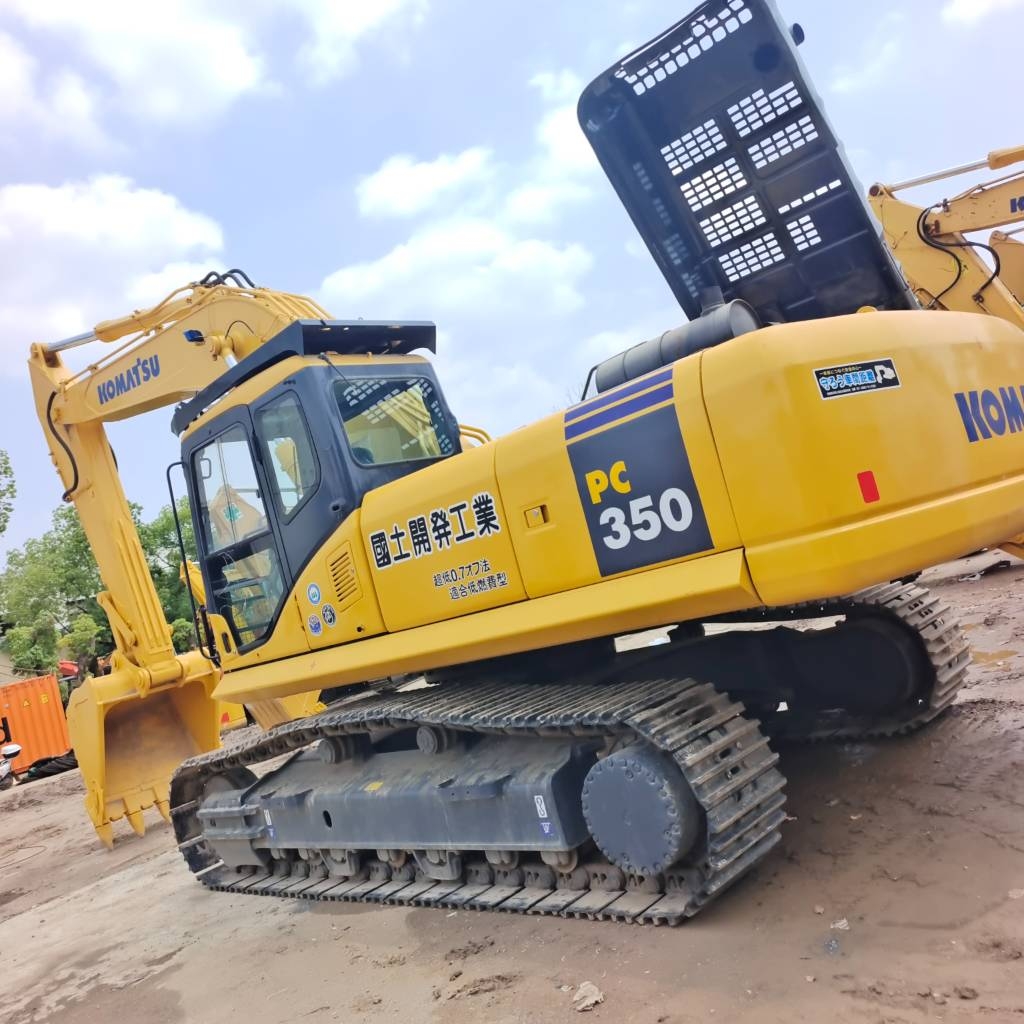 Pelle sur chenilles Komatsu PC 350 made in Japan — occasion 2024, 300 h