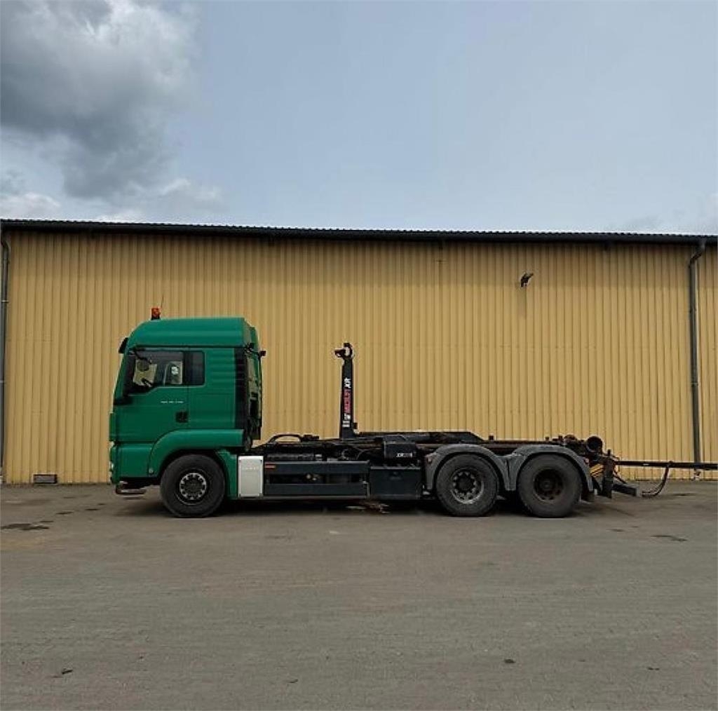 MAN TGS 26.440 6x4 BL mit Hakenlift / Waage