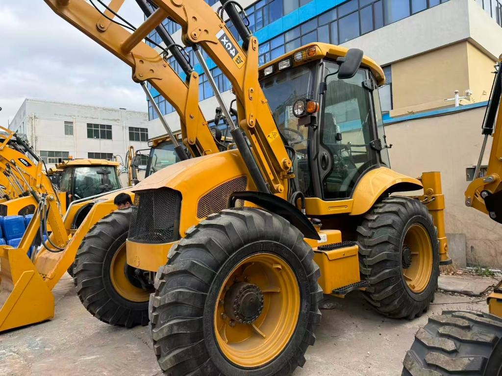 JCB 4CX