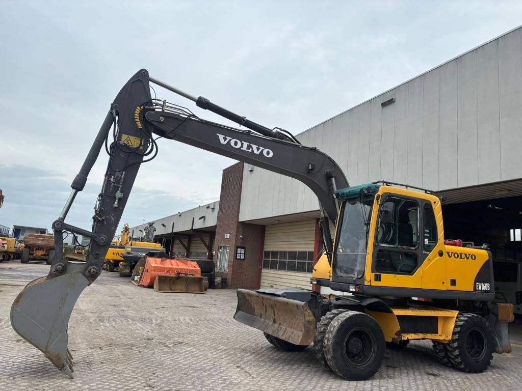Volvo EW 160 B