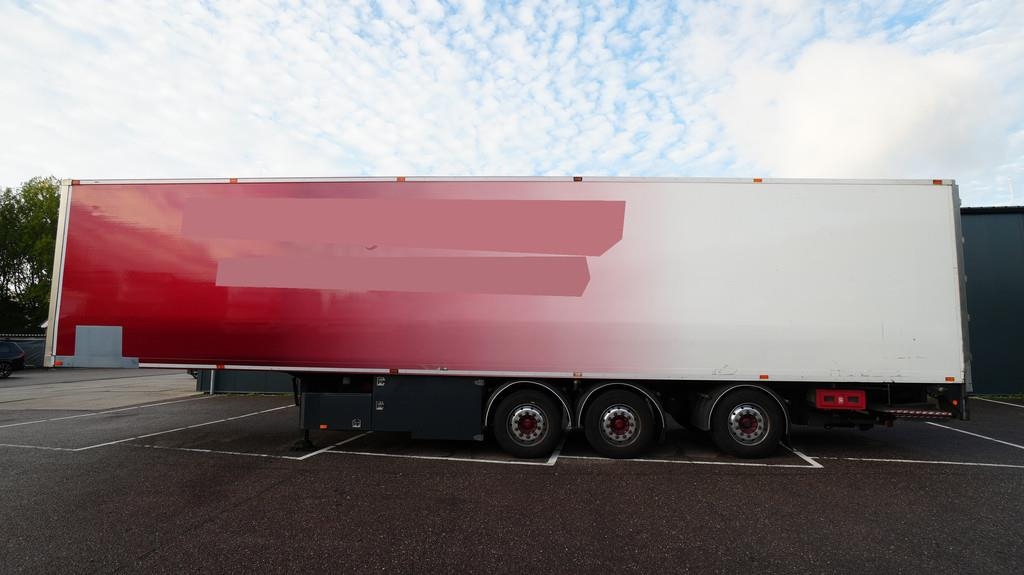 Semi-remorque frigorifique Floor 3 Axle frigo Carrier Vector 1550 — occasion 2013