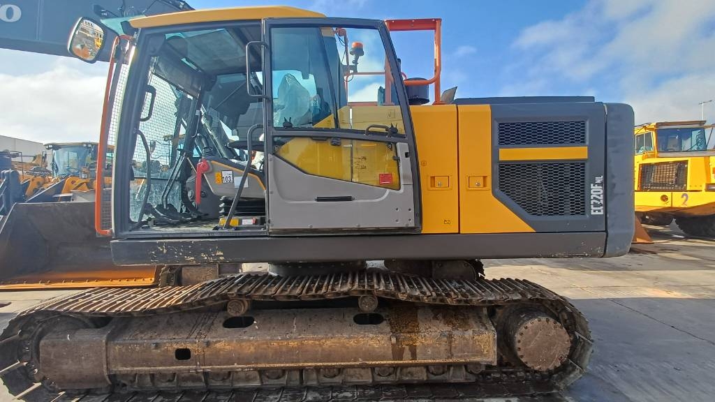 Volvo EC 220 ENL PRECIO A CONSULTAR