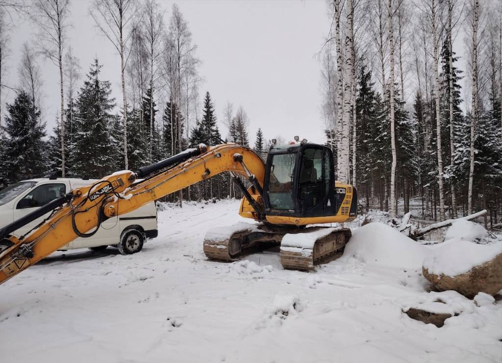 JCB JS 145 LC