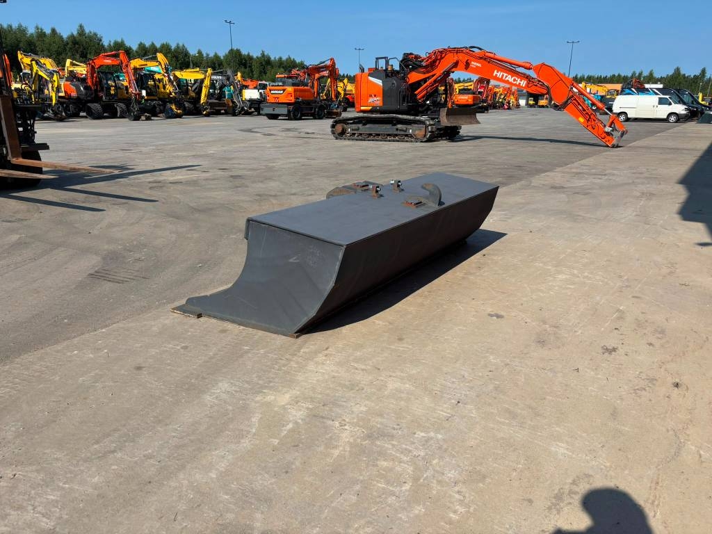 Vikingsteel Tasauskauha PP 3000mm  / 1500L NTP10 kuva 3