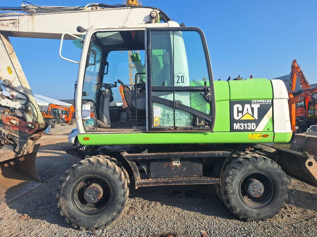 CAT M 313 D