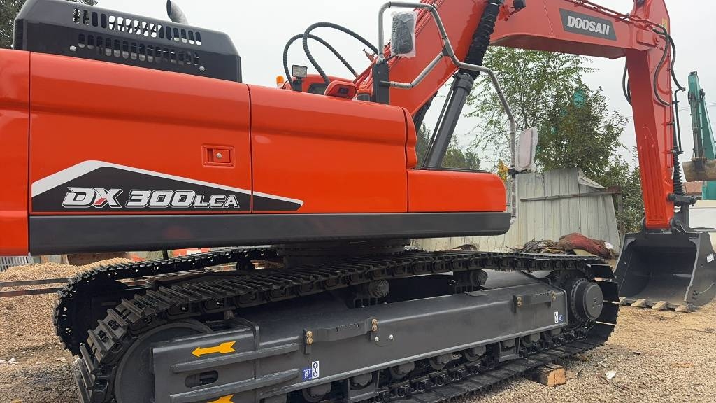 Doosan DX 300