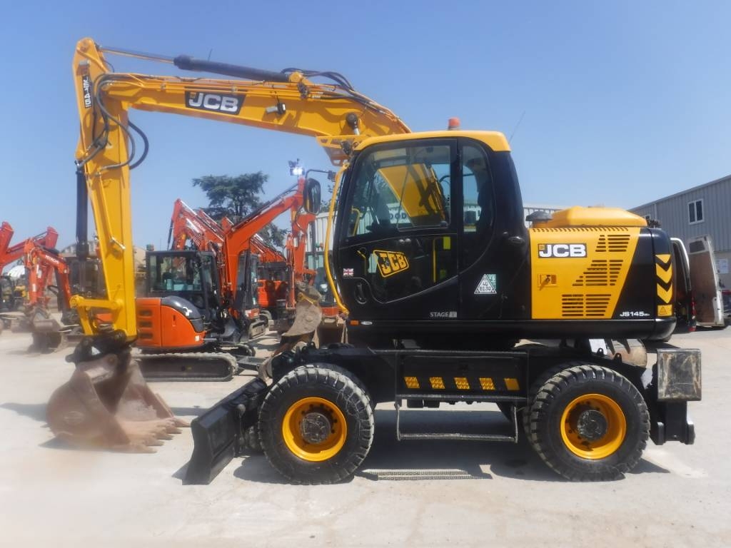 JCB JS 145 W +