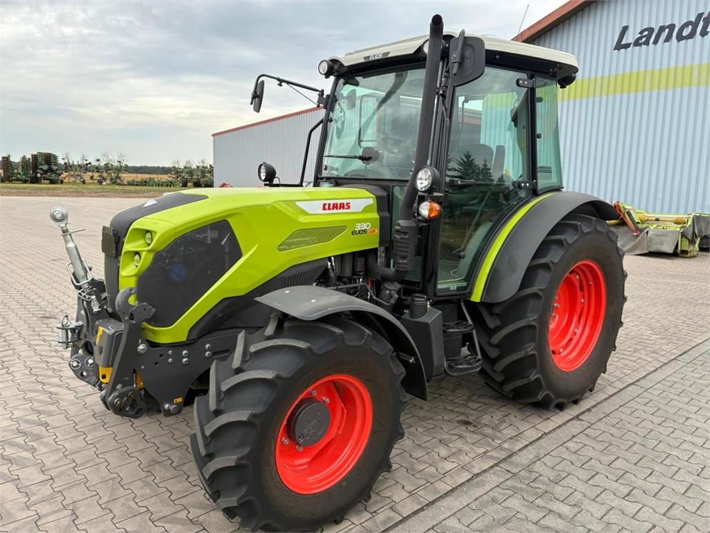 CLAAS Elios 330 Advanced