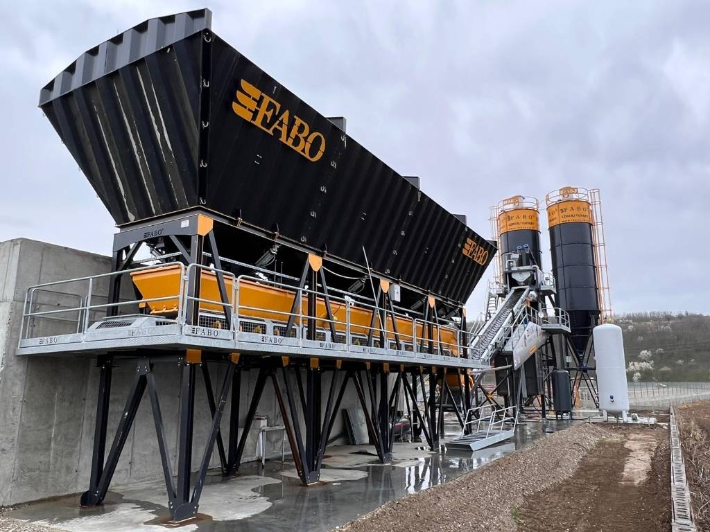 Fabo CENTRALE À BÉTON COMPACTE À BANDE 60 M3/H| STOCK