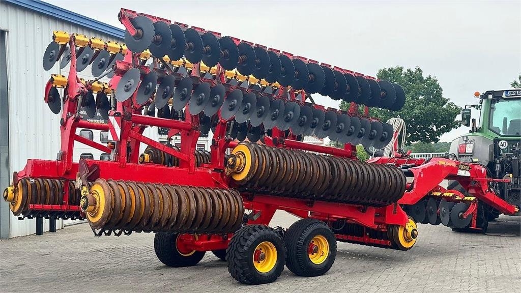 Väderstad Carrier 1225 neue Steelrunner + Discs