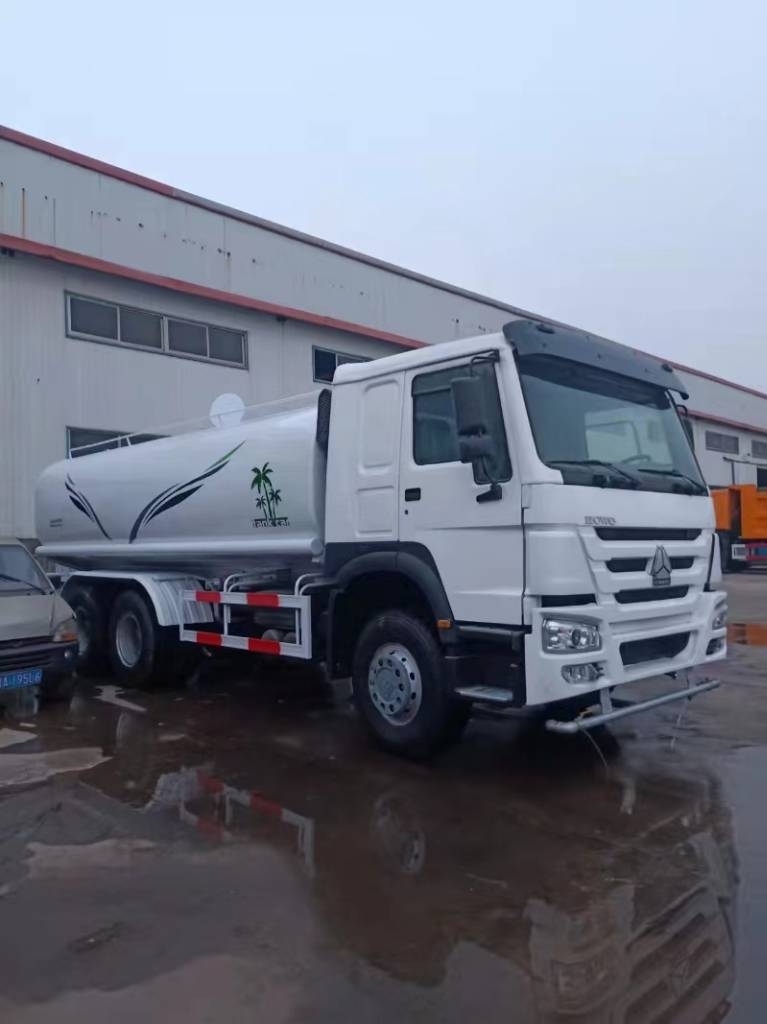Camion citerne Howo 375 6x4 — occasion 2024, 200 h