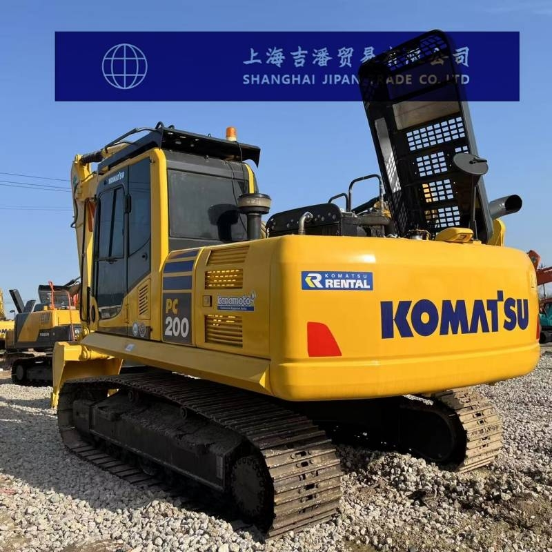 Komatsu PC 200
