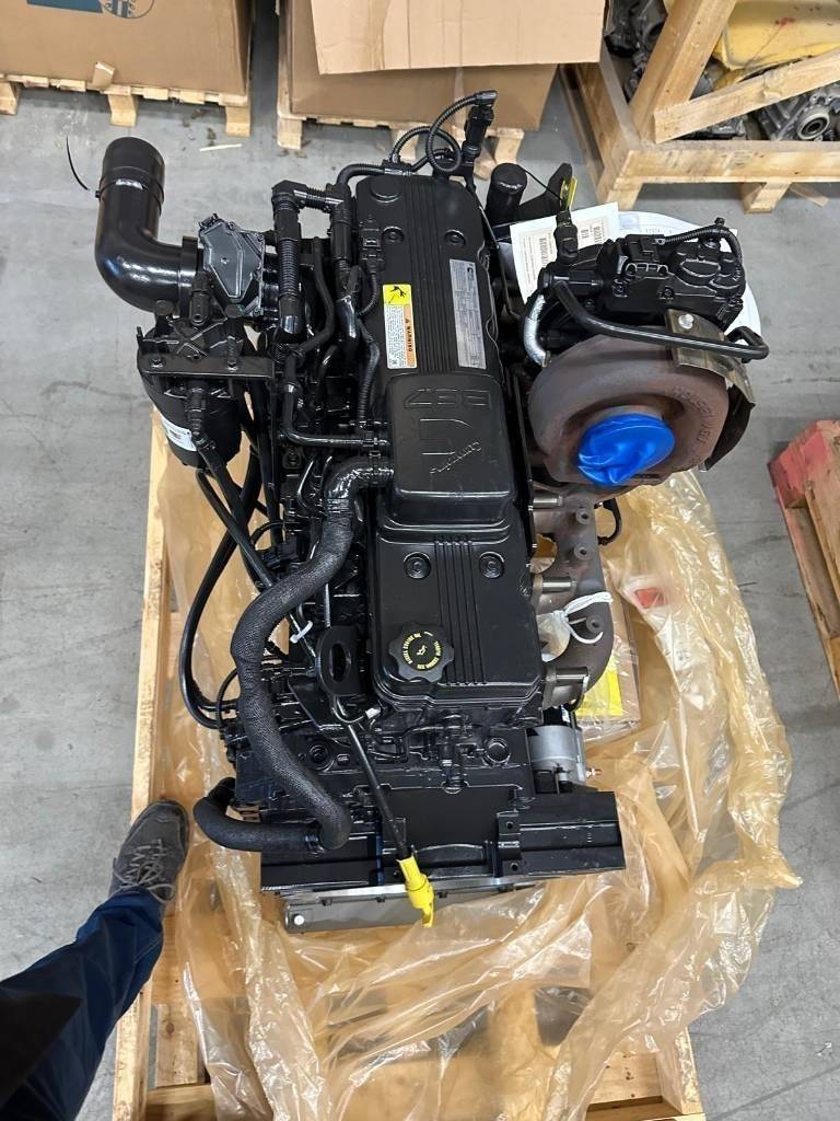 Cummins B6.7 CSIV228F