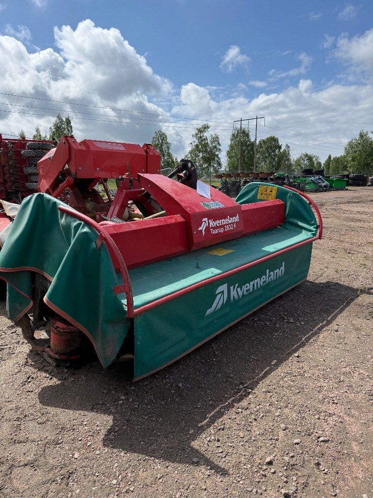 Kverneland Taarup 2832 F