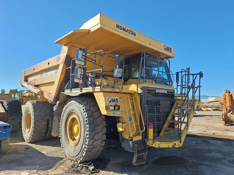 Komatsu HD605-7EO