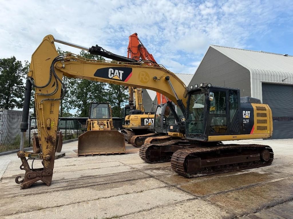 CAT 323 EL