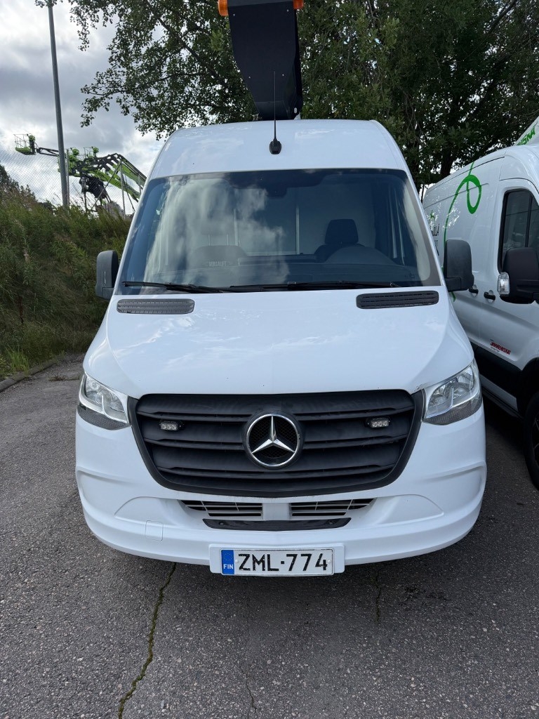 VERSALIFT VTL-145-F MB Sprinter
