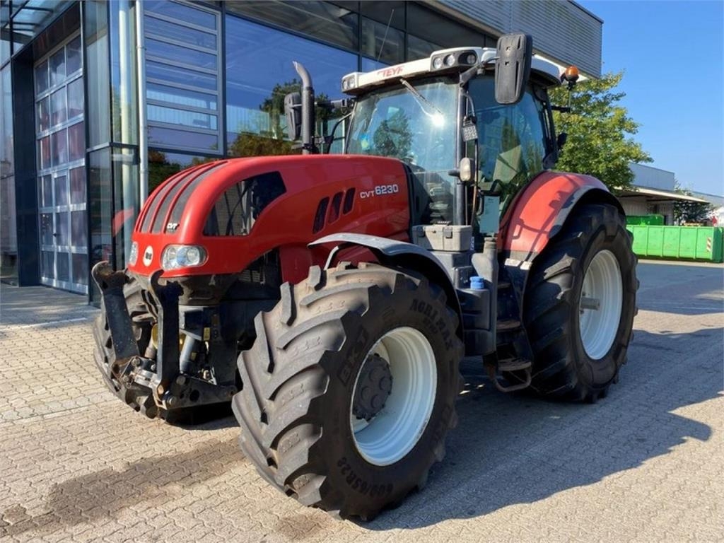 Steyr CVT 6230 MIT FRONTZAPFWELLE