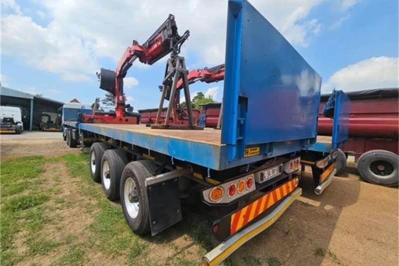 Henred Fruehauf TRIDEM BRICK CRANE TRAILER