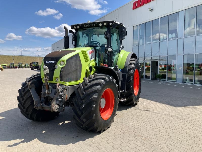 CLAAS AXION 850