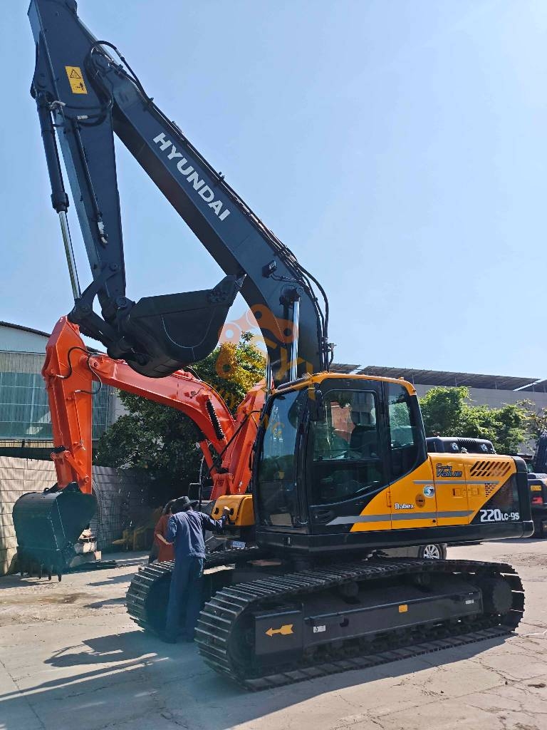 Hyundai R220-9