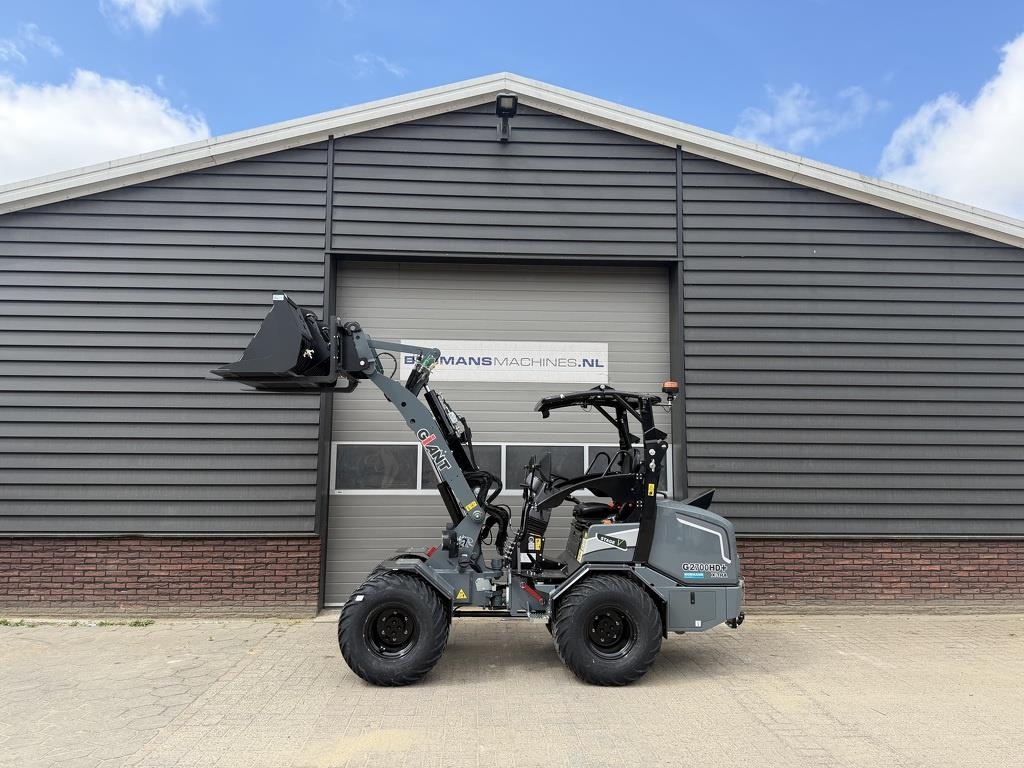 GiANT G2700 X-TRA HD+ special color GREY minishovel NIEU