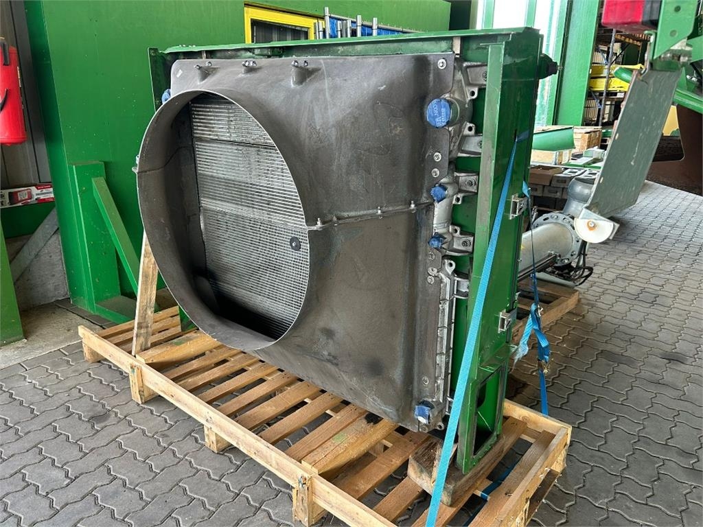 Compresseur John Deere Kühlerpaket vom T670 — occasion 2022, 760 h