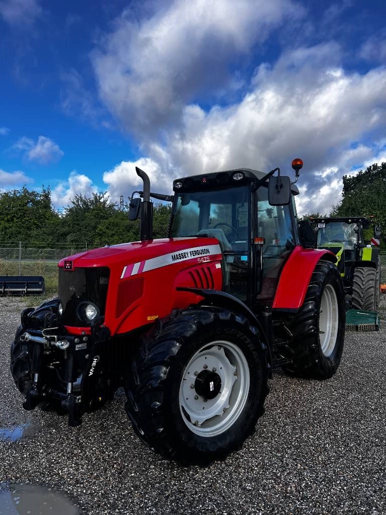 Massey Ferguson 5475