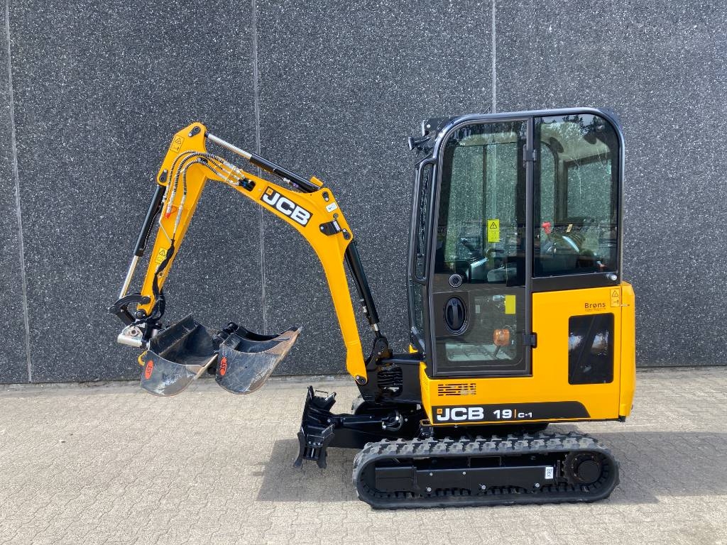 JCB 19 C-1