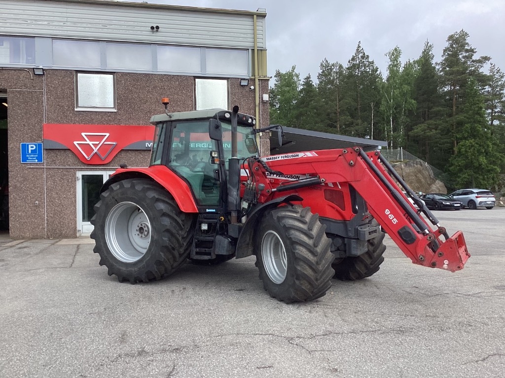 Massey Ferguson 6475