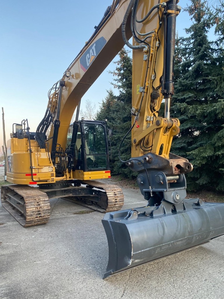 CAT 325 F LCR