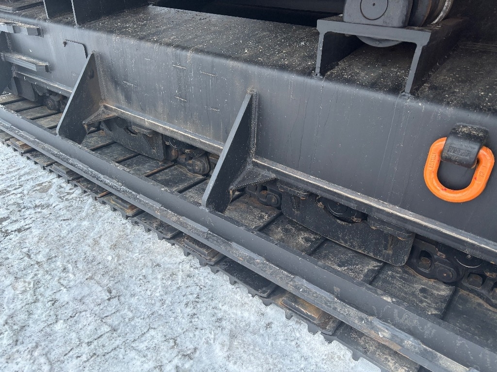 Hitachi ZX 135 US-7 / HW-Metsäalusta, Rasvari, Stage V kuva 15