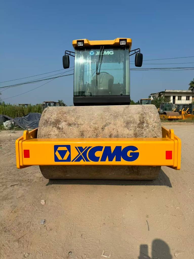 XCMG XS 183 J