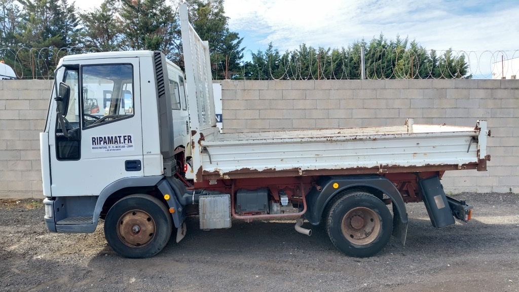 Camion benne Iveco Eurocargo 65 E 12 — occasion 1992