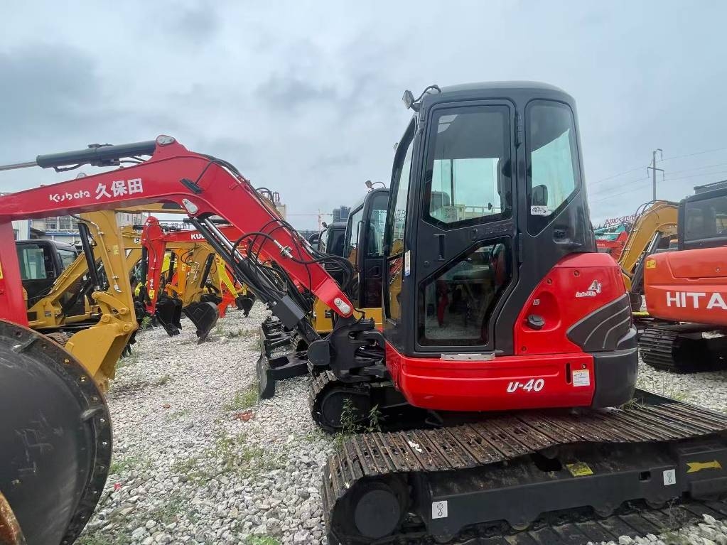 Kubota U40