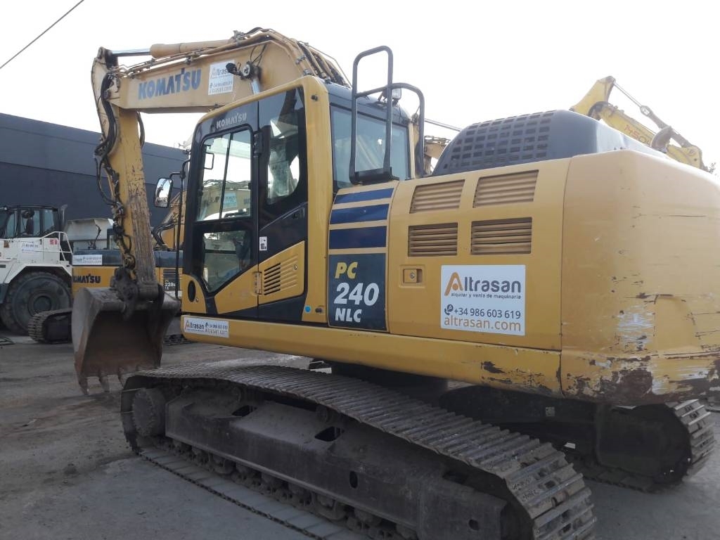 Pelle sur chenilles Komatsu PC240NLC-10 — occasion 2012, 11 434 h