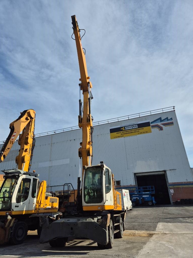 Liebherr LH 30 M
