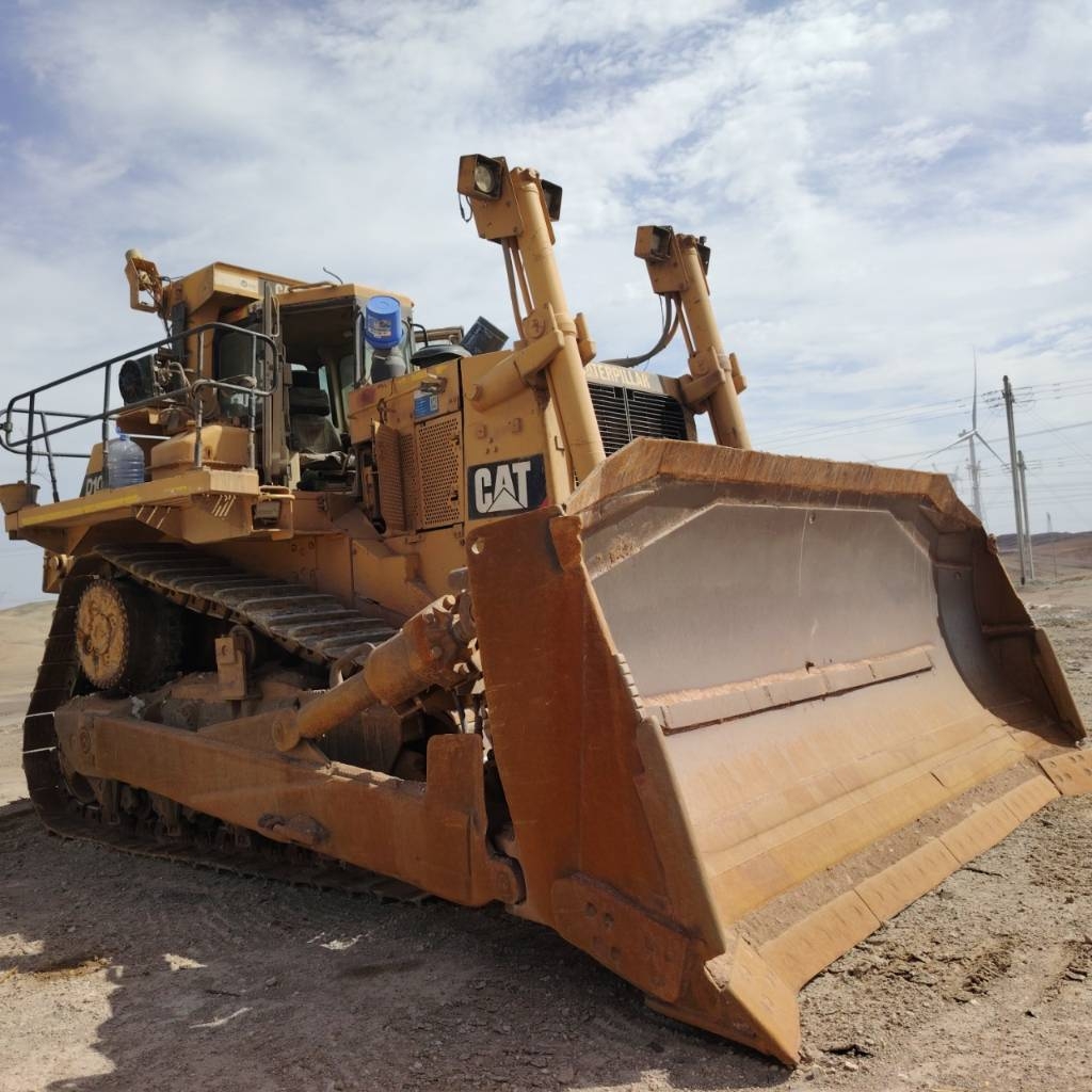 CAT CAT D10R