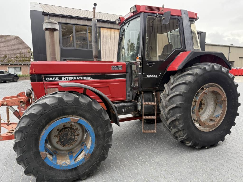 Case IH 1455 AXL