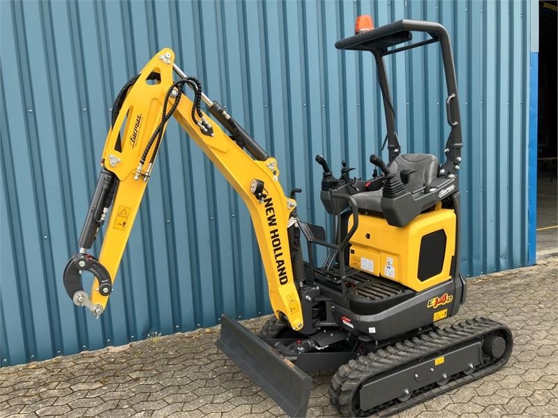 New Holland E14D Roll-bar minigraver