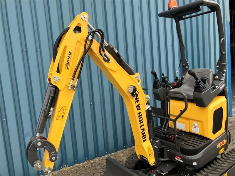 New Holland E14D Roll-bar minigraver