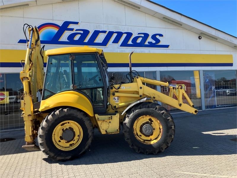 New Holland LB115 RENDEGRAVER