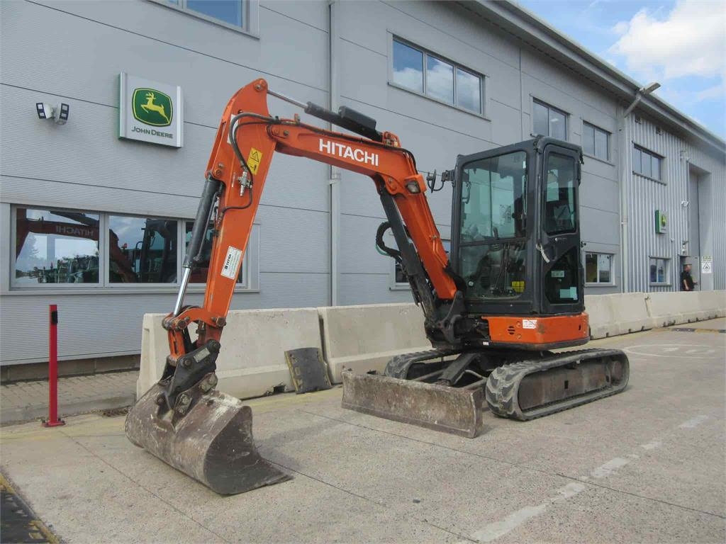 Hitachi ZX33U-5A