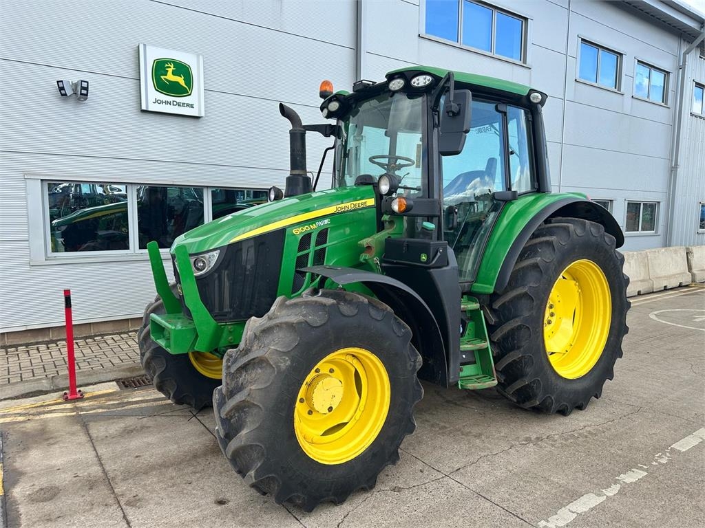 John Deere 6100M