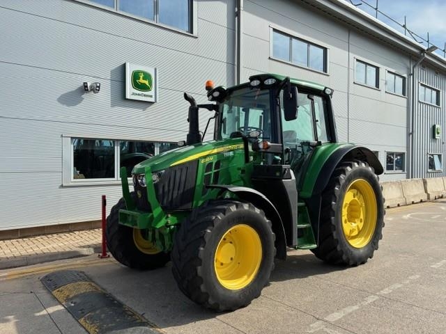 John Deere 6120M